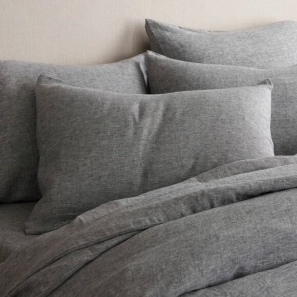 Quince European Linen Luxury Classic Charcoal Chambray King/Cal King Duvet Set - Picture 6 of 6